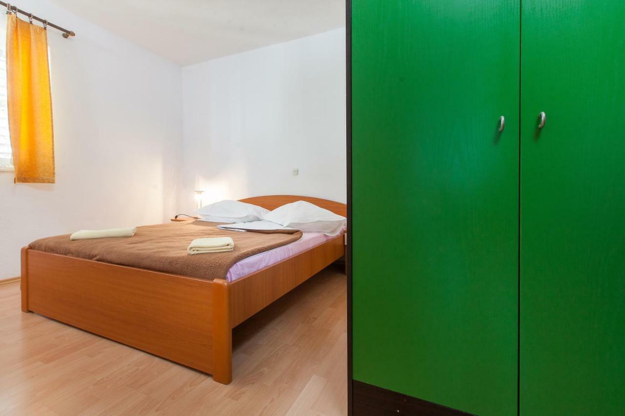 Apartmani Ivica Krzanic Podgora Buitenkant foto